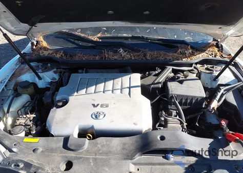 2011 Toyota Camry Xle V6 z USA, uszkodzony, nr VIN 4T1BK3EK4BU620694